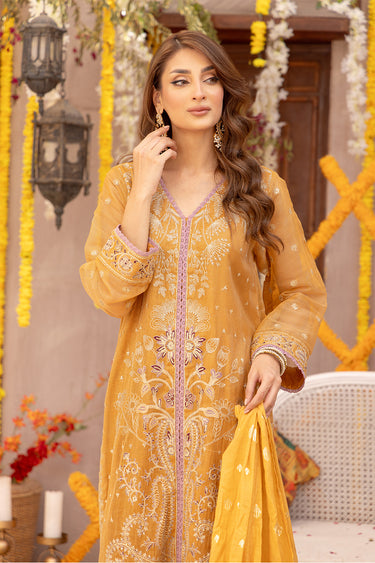 3 Pc Embroidered Zari Net Luxury Stitched Suit