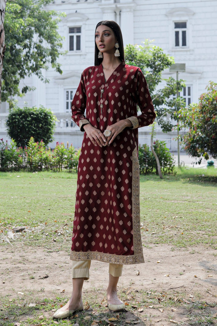 1 Pc Embroidered Jacquard Stitched Shirt - Prime Point Store