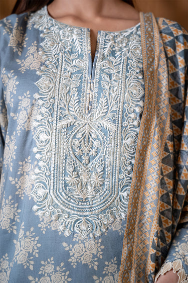 3 Piece - Embroidered Lawn Suit