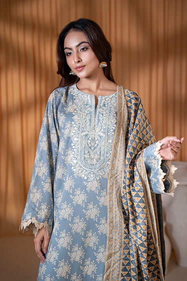 3 Piece - Embroidered Lawn Suit