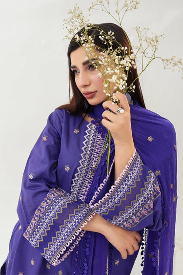 3 Piece - Embroidered Lawn Suit