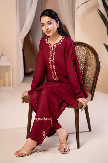 2-PIECE - EMBROIDERED CAMBRIC SUIT