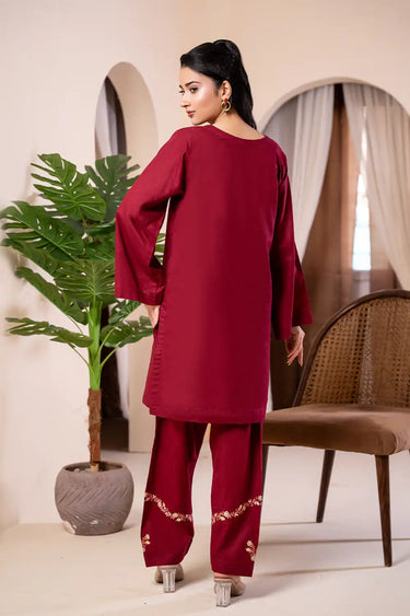 2-PIECE - EMBROIDERED CAMBRIC SUIT