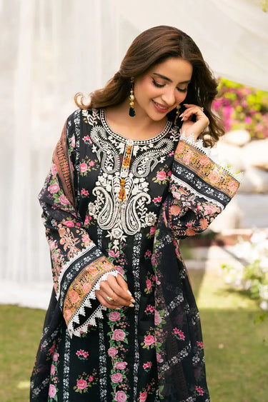 3 Piece - Embroidered Lawn Suit